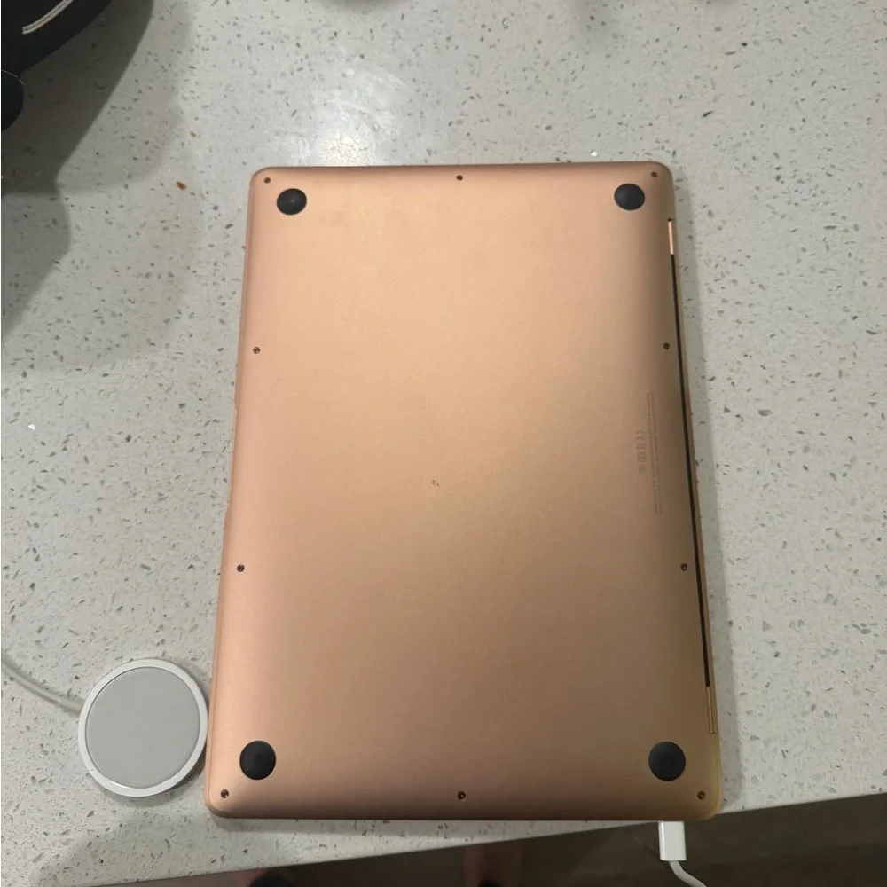 Apple MacBook Air - Rose Gold